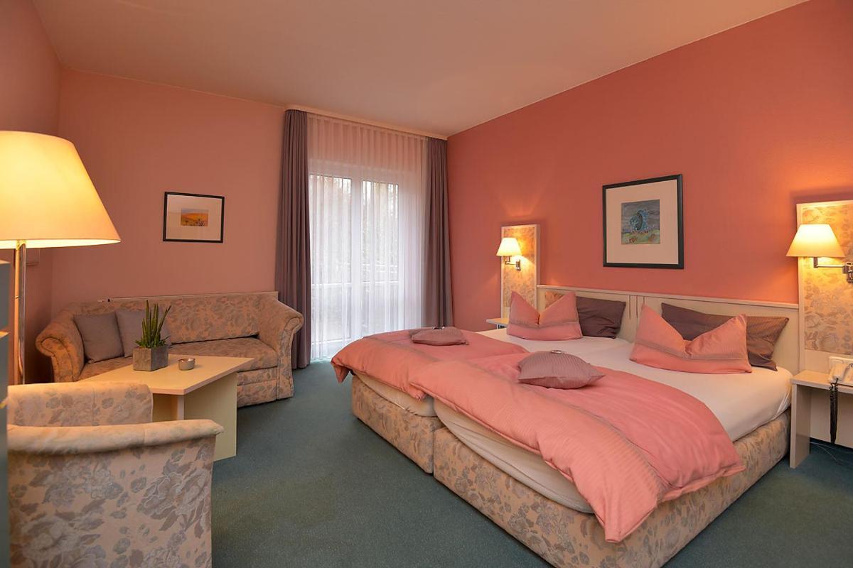 מאינינגן Altstadthotel An Der Werra מראה חיצוני תמונה