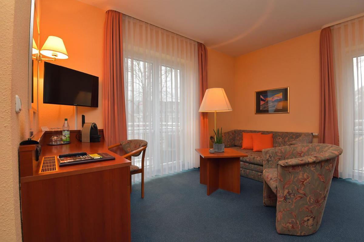 מאינינגן Altstadthotel An Der Werra מראה חיצוני תמונה