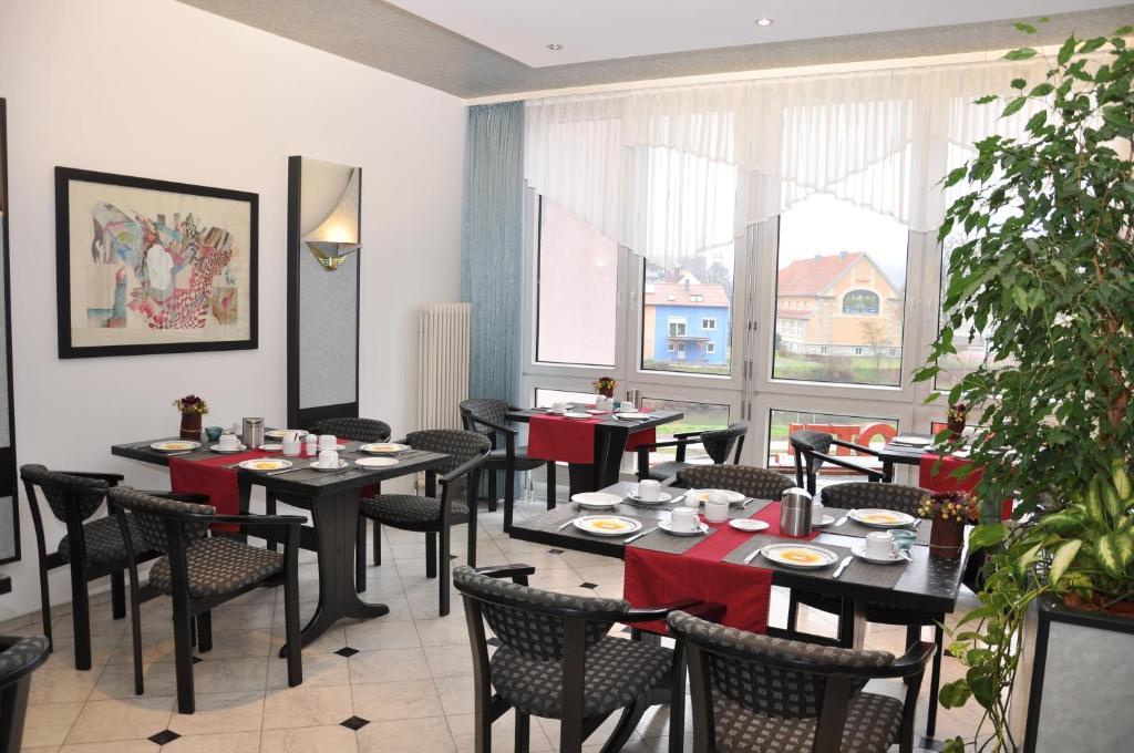 מאינינגן Altstadthotel An Der Werra מראה חיצוני תמונה