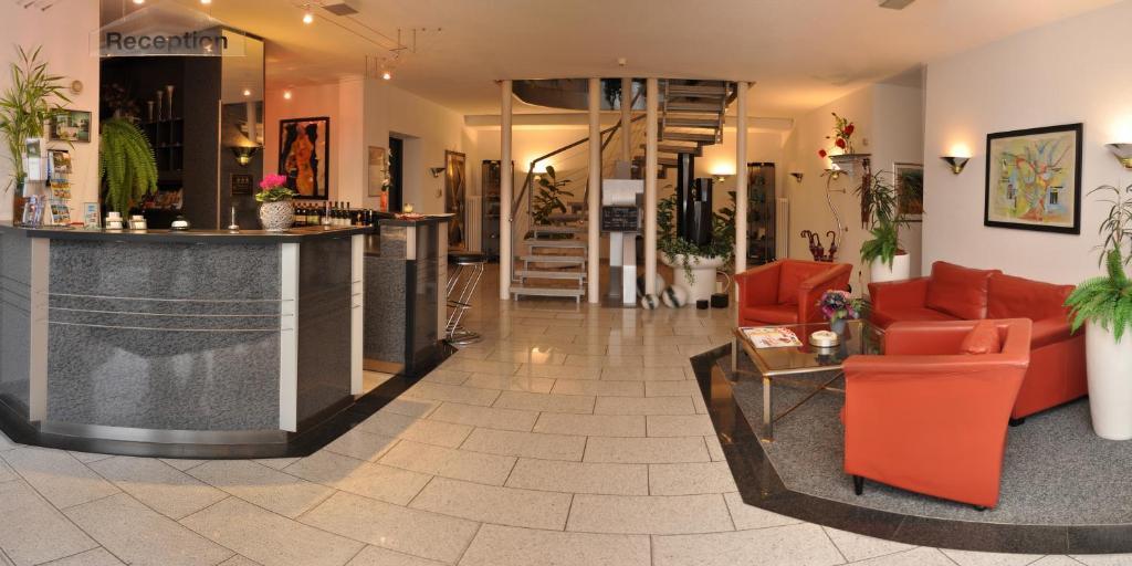 מאינינגן Altstadthotel An Der Werra מראה חיצוני תמונה